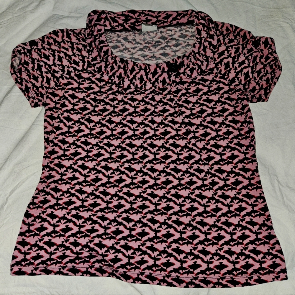 4/$20- smooth material top